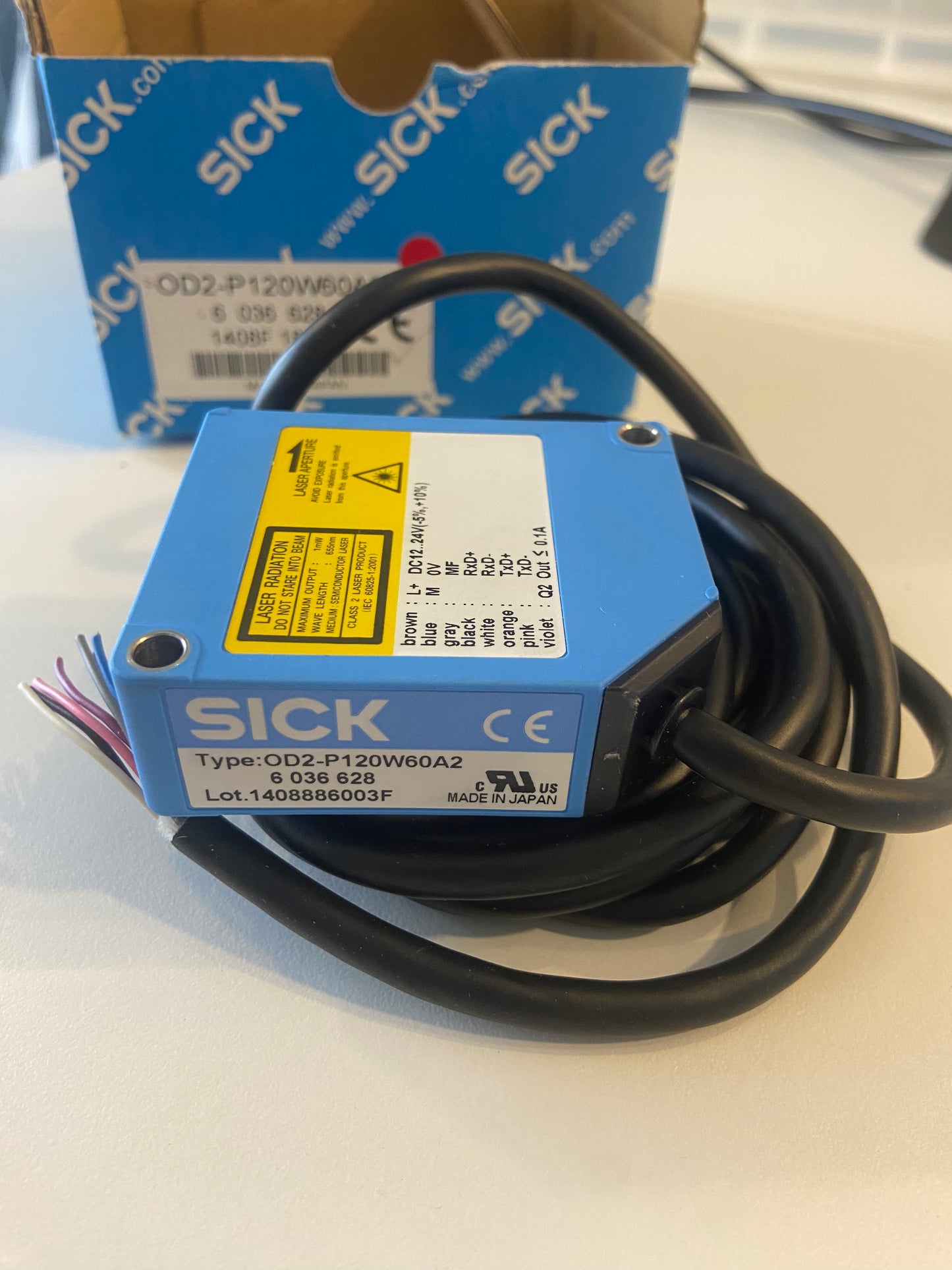 Sick 6036628